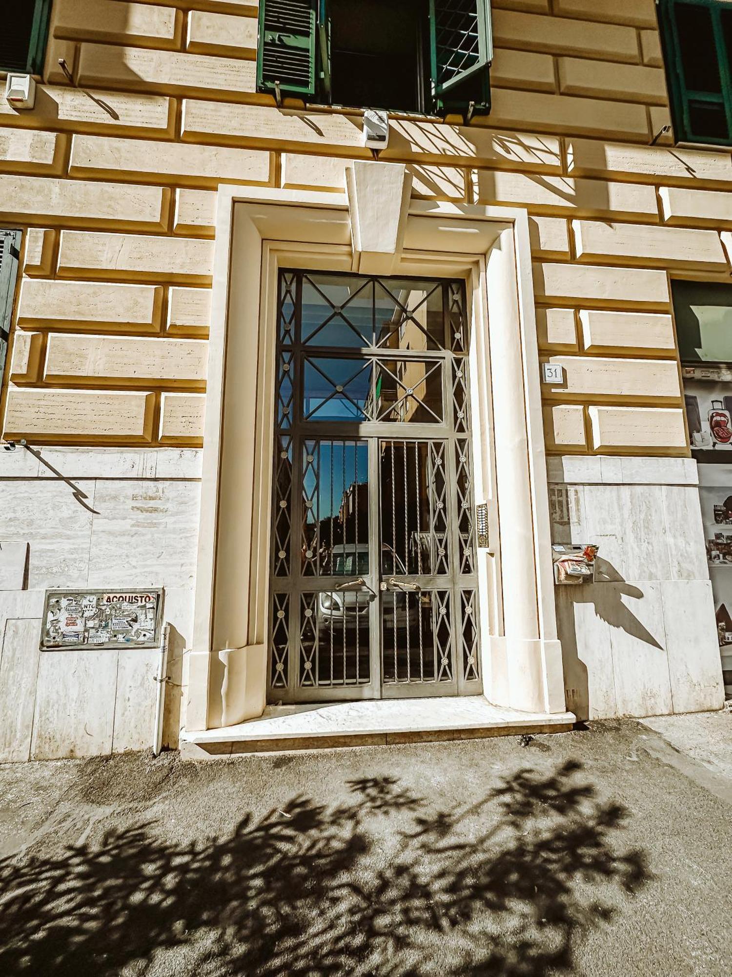 Azzurra B&B - Metro Lodi Rome Bagian luar foto