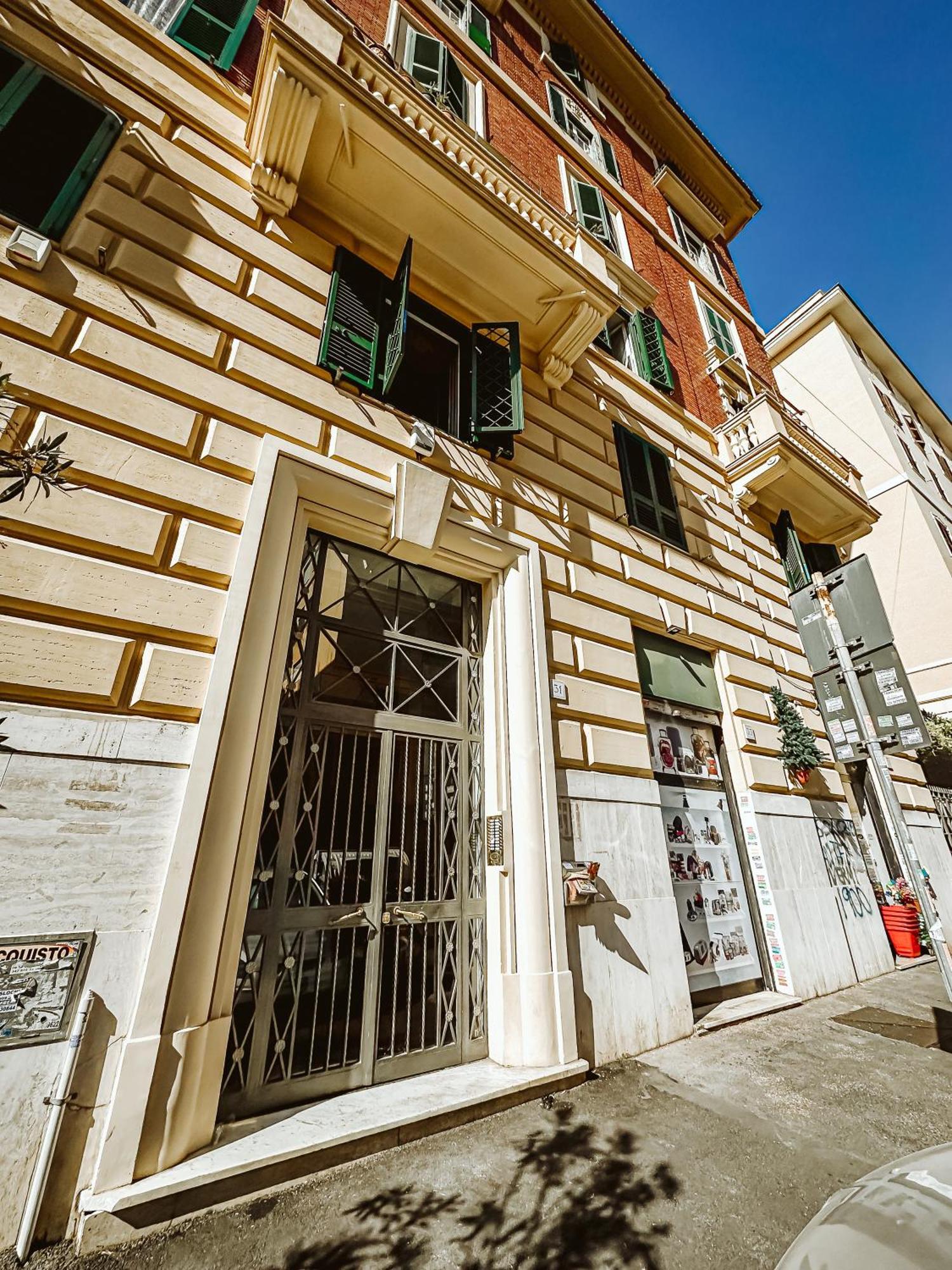 Azzurra B&B - Metro Lodi Rome Bagian luar foto
